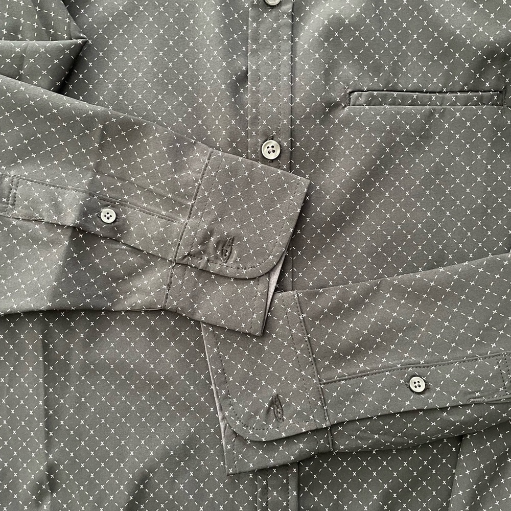 Kenneth Cole Men’s button down - Picture 5 of 5